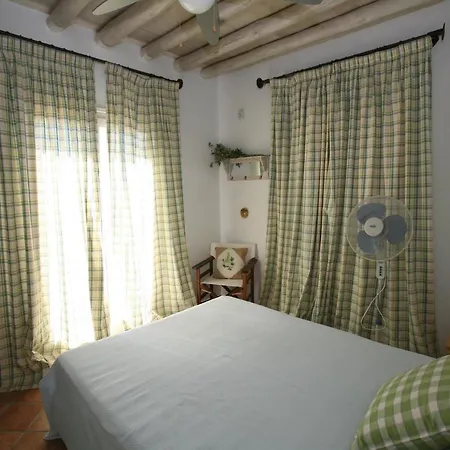 Cozy Sea Front With Private Pool And Beach Cyclades Greece *