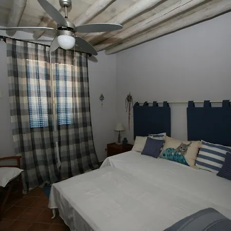 Villa Cozy Sea Front With Private Pool And Beach Cyclades Greece Ándros